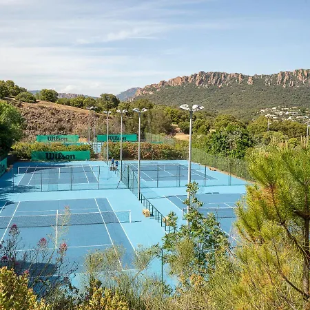 Studio Village Cap Esterel - L'esquinade-83 By Interhome